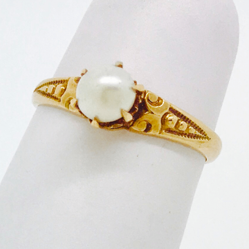 Vintage Cultured Pearl Ring