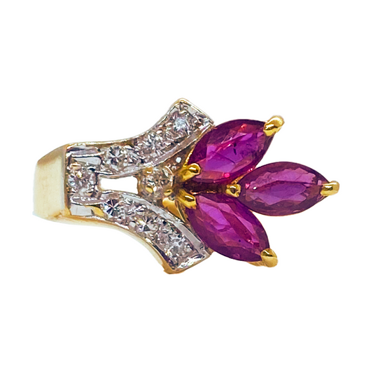 Sparkling Diamond and Ruby Ring, 14kt Yellow Gold
